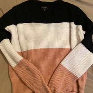 Black pink white cropped sweater